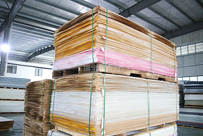 亞克力塑料板如何清理干凈